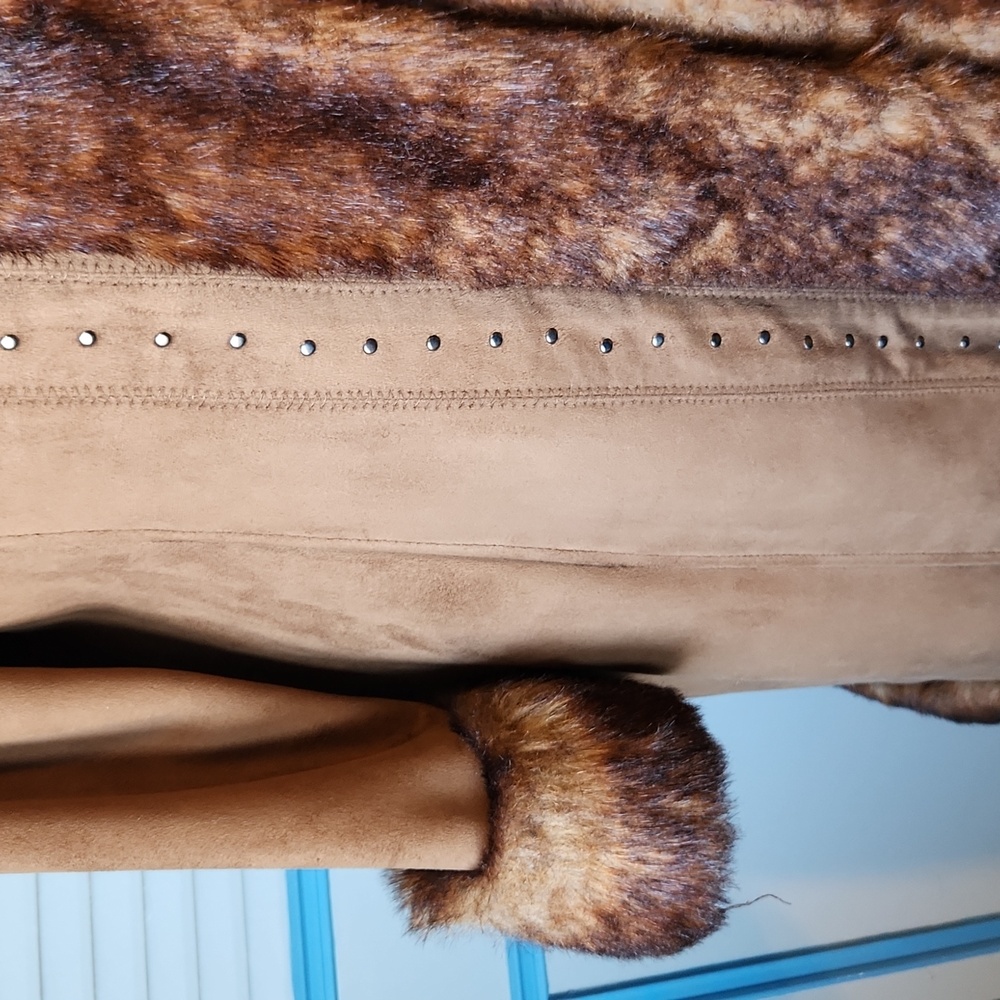 Vintage Dress Barn Faux Suede & Fur Trim Coat - Picture 6 of 15